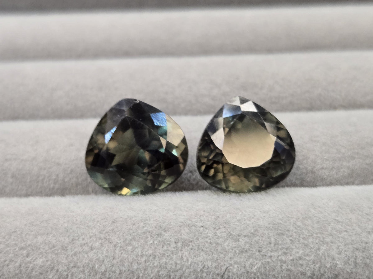 Pear Cut Green Tourmaline Gemstone Pair, 20-21 ct, Jewelry Making