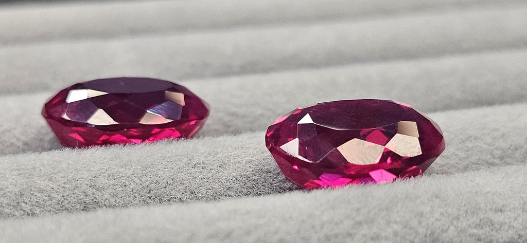 Oval Cut Red Ruby Pair, Mozambique Gemstones, 20 Ct