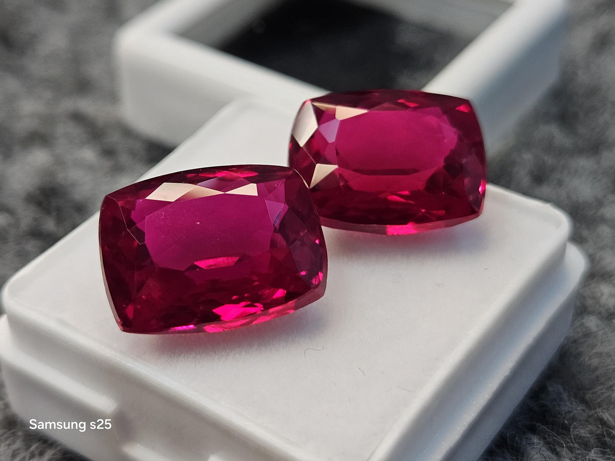 Red Ruby Pair Of 18-20 Ct Cushion Cut Gemstones for Jewelry Making