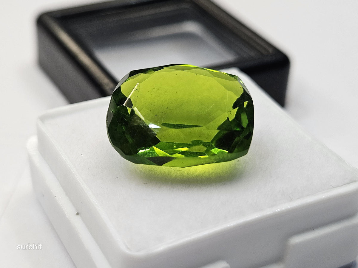10–12 Ct Cushion-Cut Peridot – Loose Gemstone for Jewelry