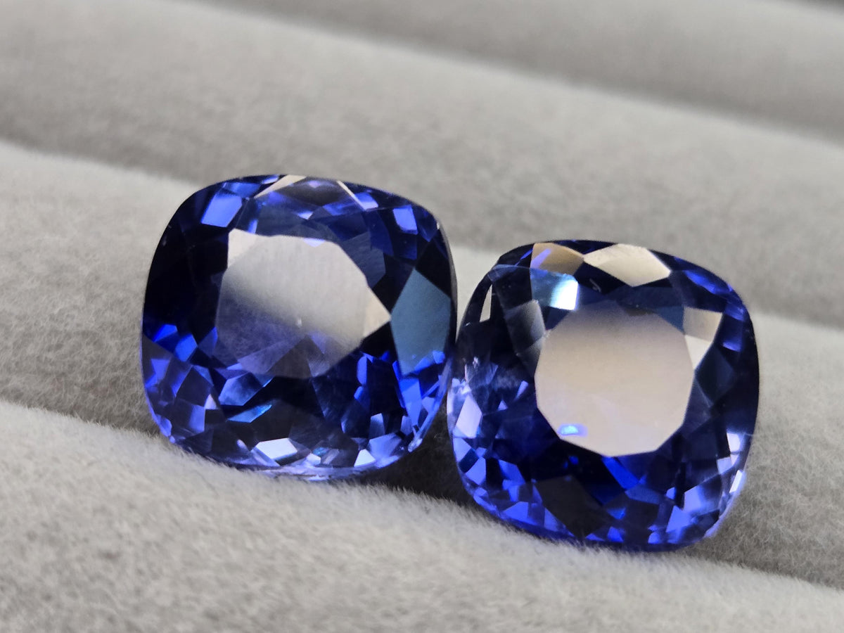 Tanzania Blue Tanzanite Cushion Cut Gemstone Pair (24-26 Ct) For Jewellery Making
