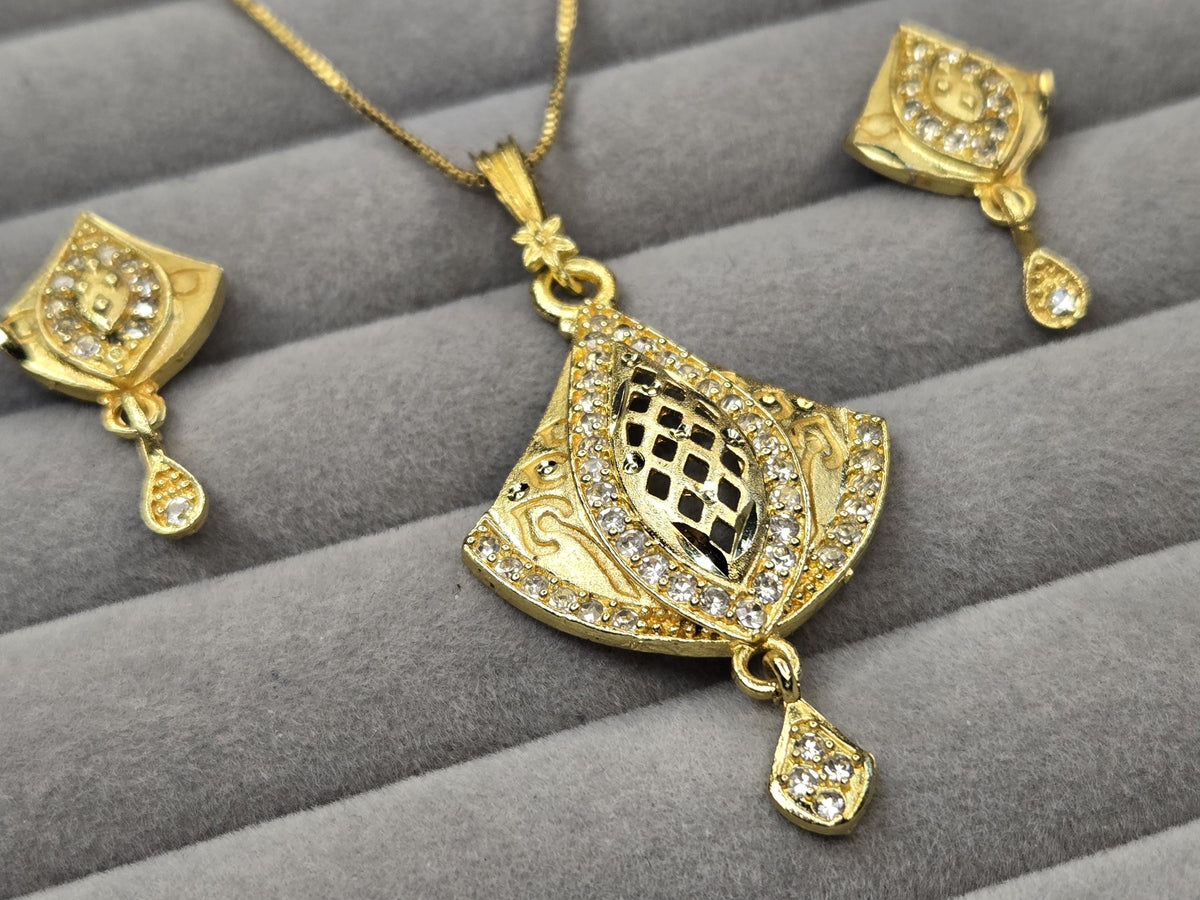 Gold Fan Pendant Necklace Set with CZ Stones – Bridal Jewelry with Matching Earrings