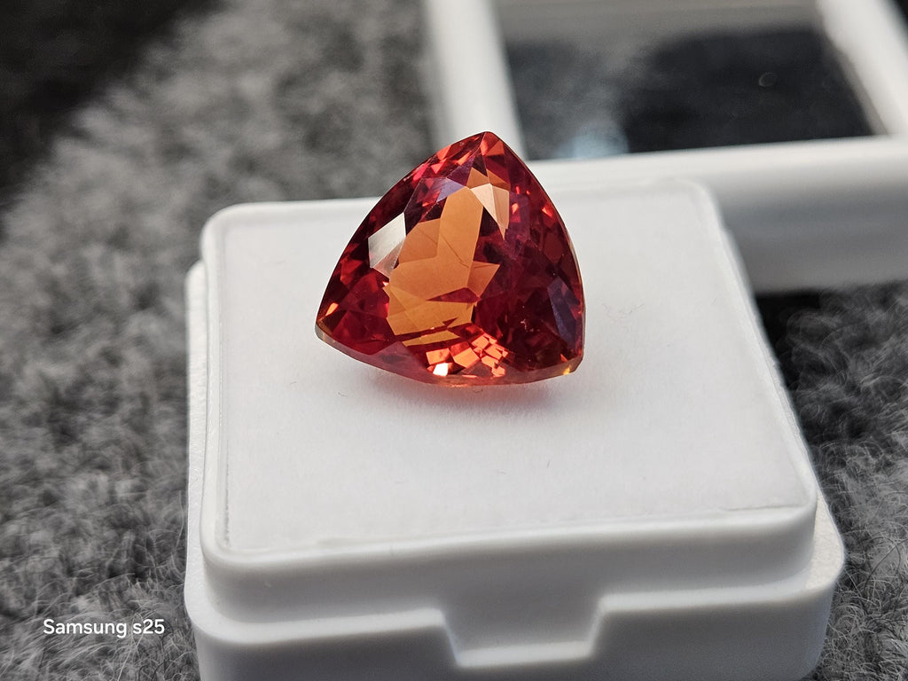 Natural Mexican Fire Opal Trillion Cut Gemstone (9-10 Ct) for Jewelry Making