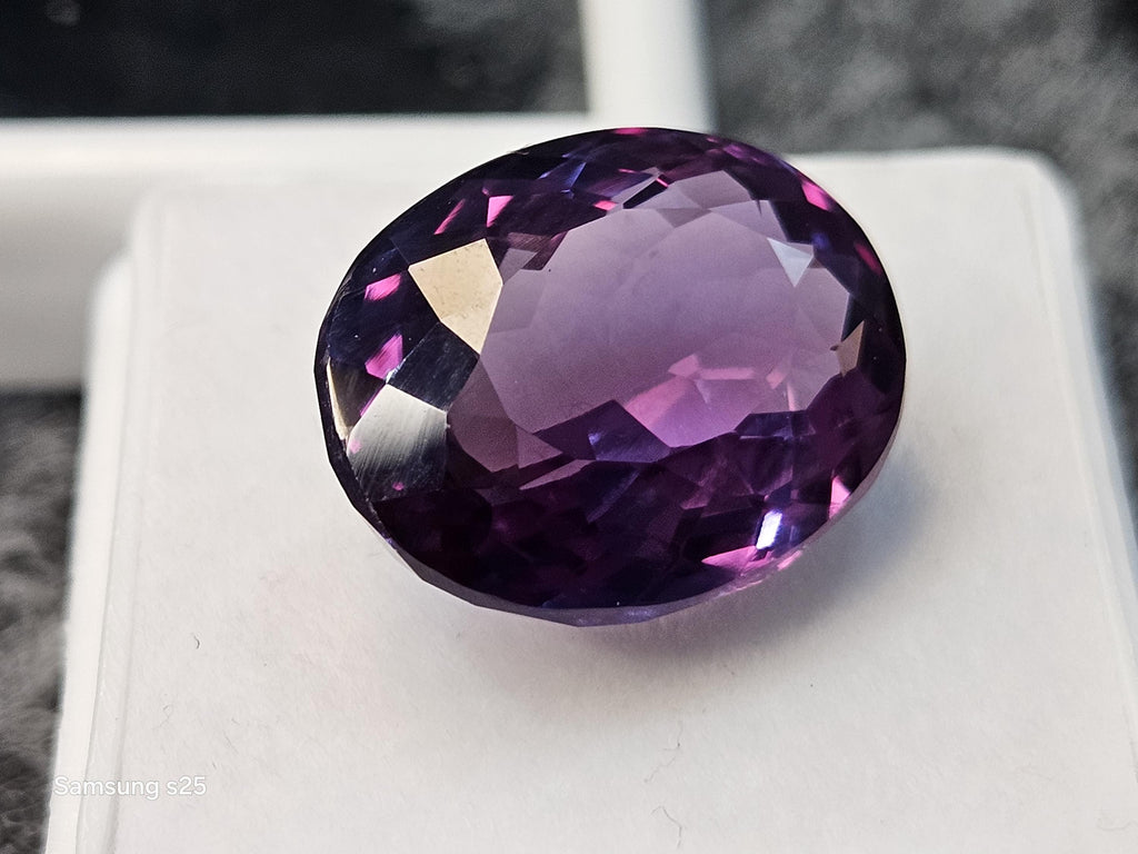 12+ Ct Natural Alexandrite – Oval Cut Color-Changing Sparkling Loose Gemstone, Certified
