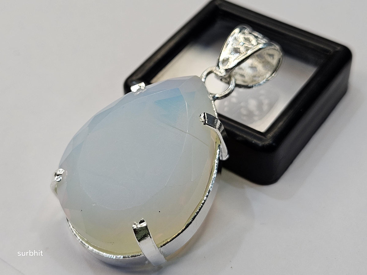 Certified Pear Cut Lab-Created Welo Opal Locket Pendant, 72-74 Ct Gemstone
