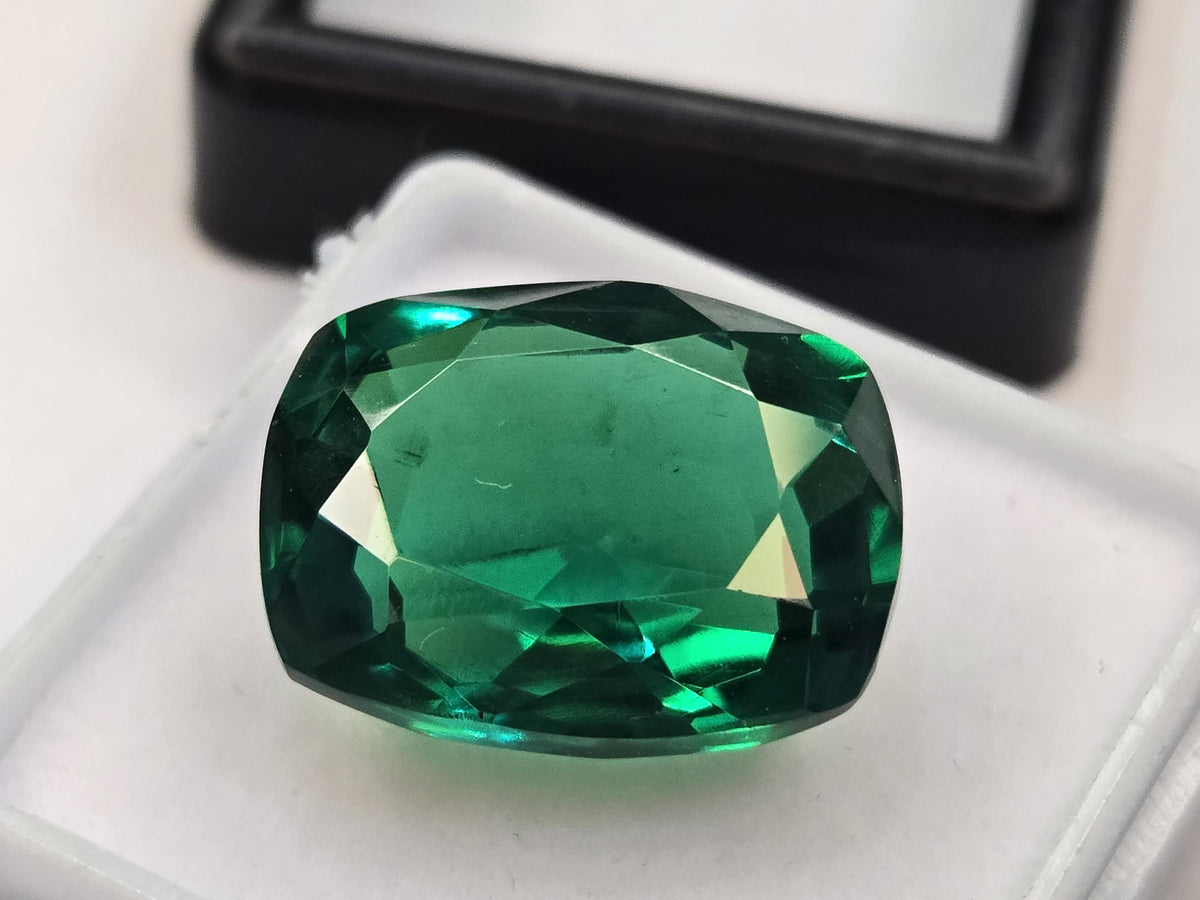 Colombian Emerald Cushion Cut Gemstone, Certified Natural Green Stone for Jewelry