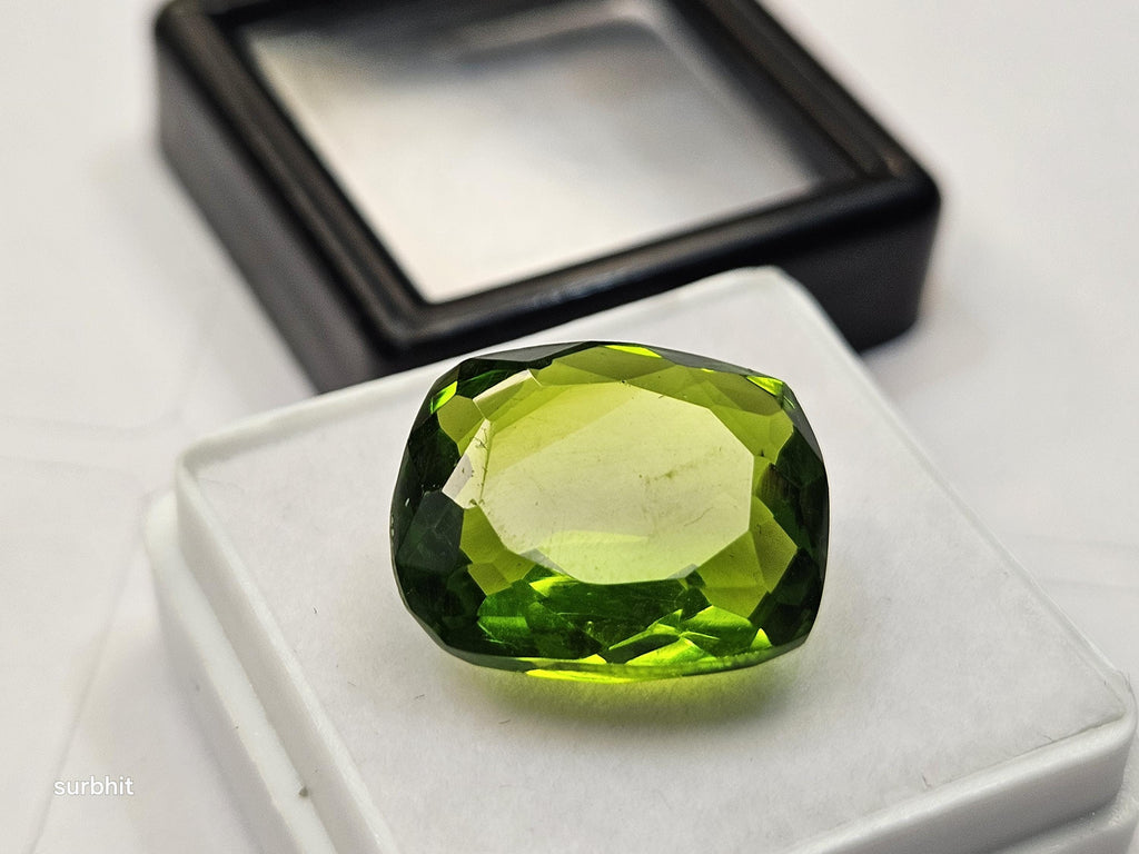10–12 Ct Cushion-Cut Peridot – Loose Gemstone for Jewelry