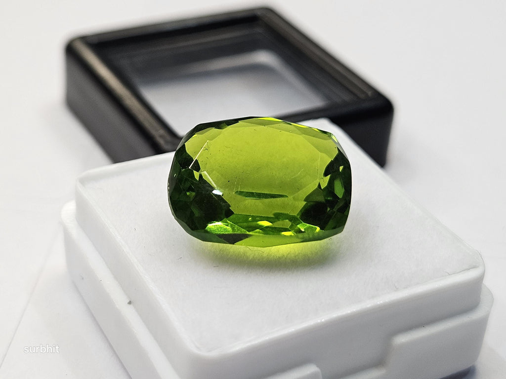 10–12 Ct Cushion-Cut Peridot – Loose Gemstone for Jewelry