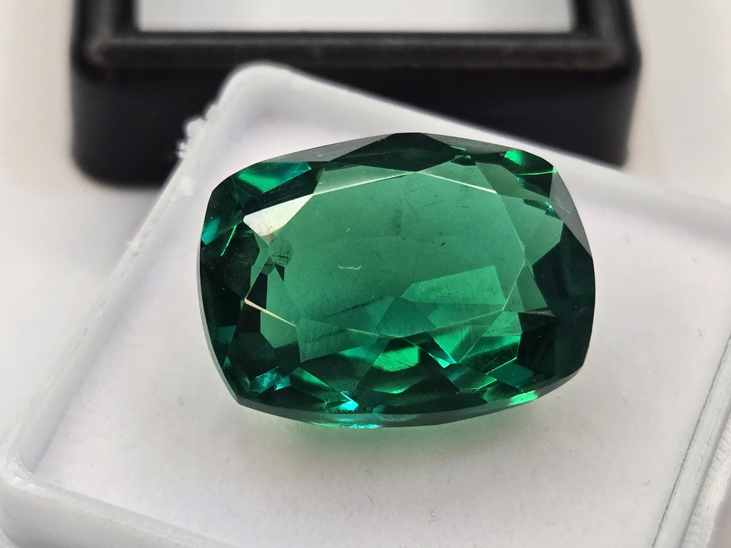 Colombian Emerald Cushion Cut Gemstone, Certified Natural Green Stone for Jewelry