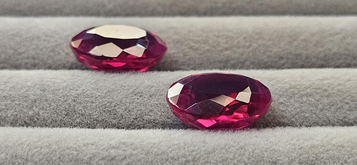Oval Cut Red Ruby Pair, Mozambique Gemstones, 20 Ct