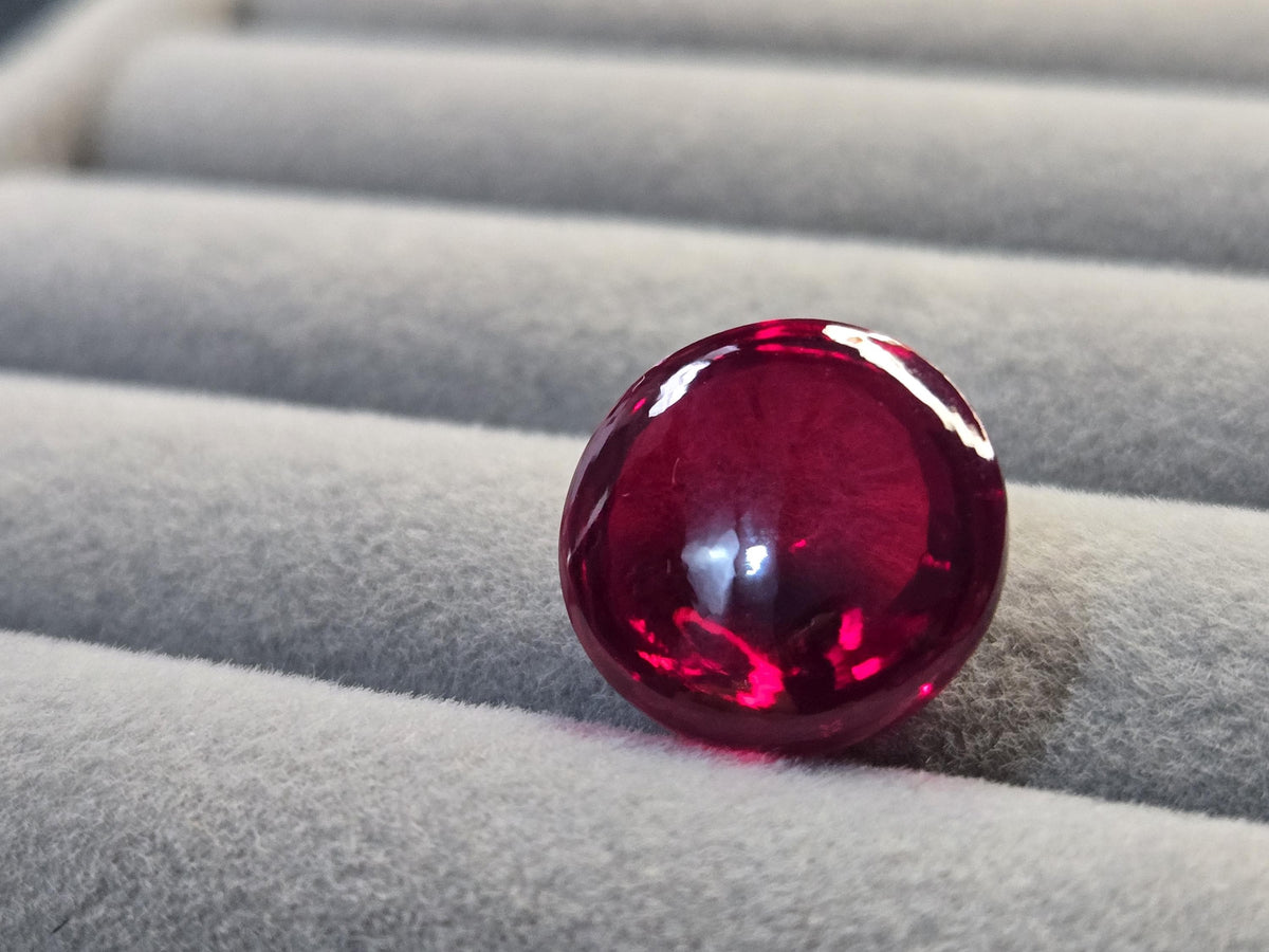 Certified Red Garnet Cabochon Shape Lab-Created 18 Carats Loose Gemstone For Jewellery Making