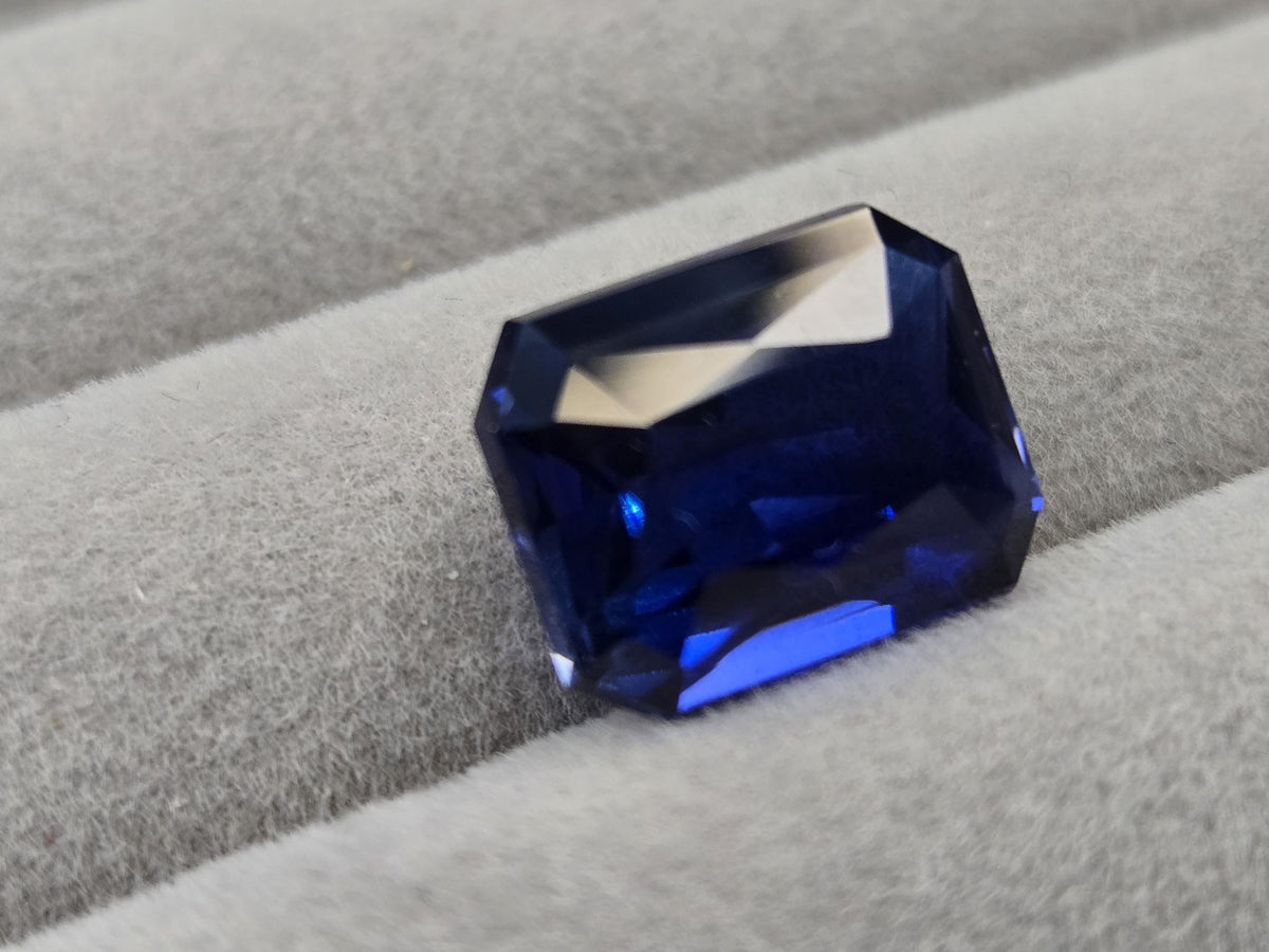 Emerald Cut Blue Tanzanite Gemstone, 13-15 Ct Loose Stone