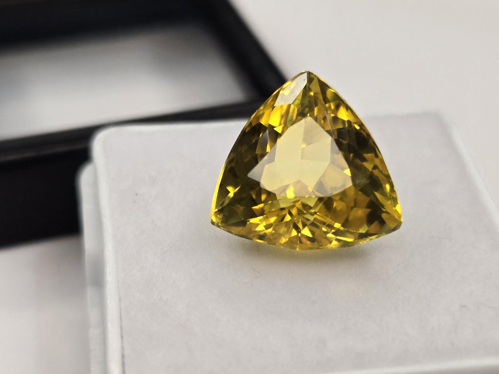 Ceylon Yellow Sapphire, 8-9 Ct Trillion Cut Loose Gemstone