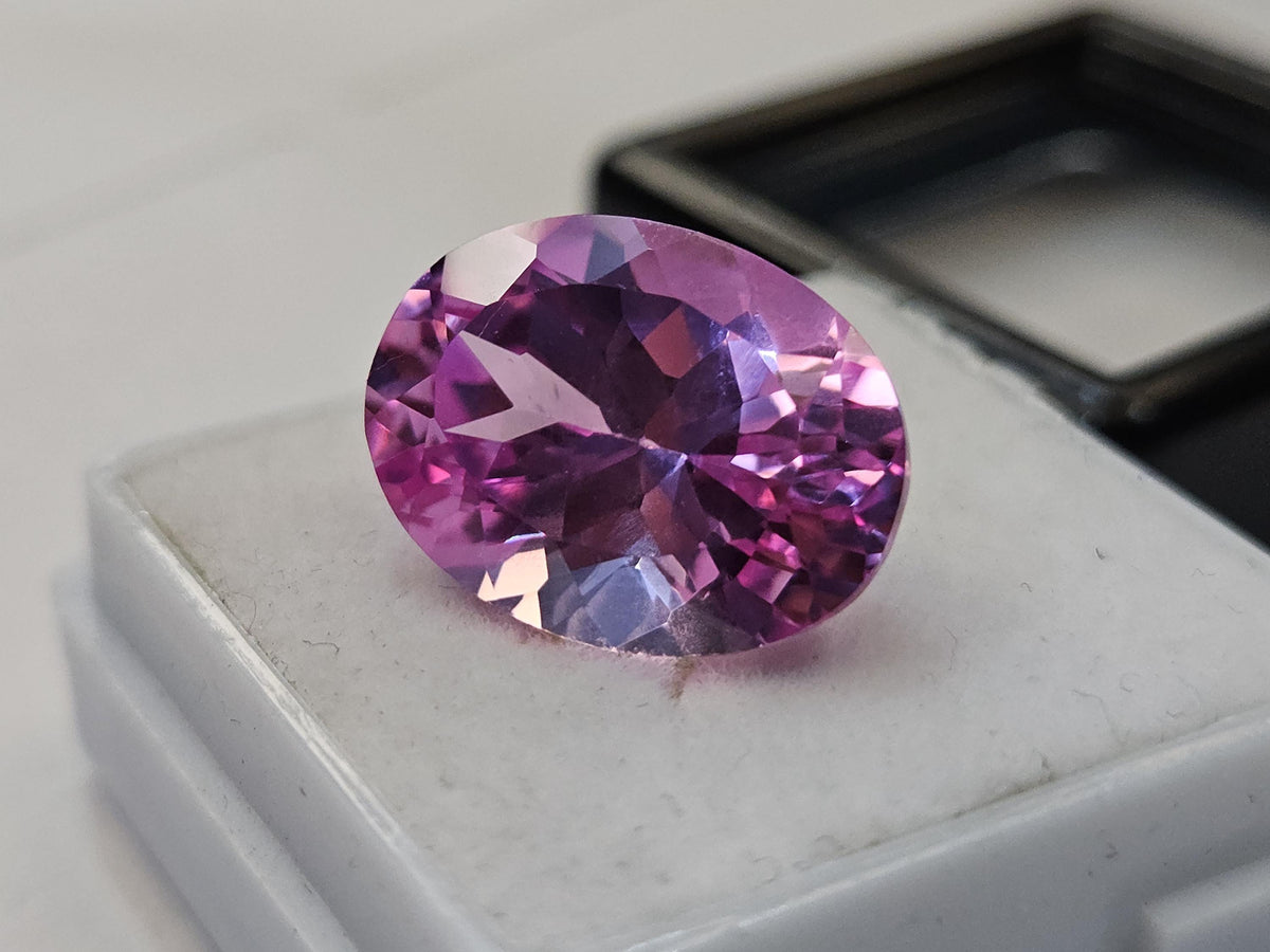 Light Pink Oval Morganite Gemstone, 11-12 Carat Certified Loose Stone for Jewelry