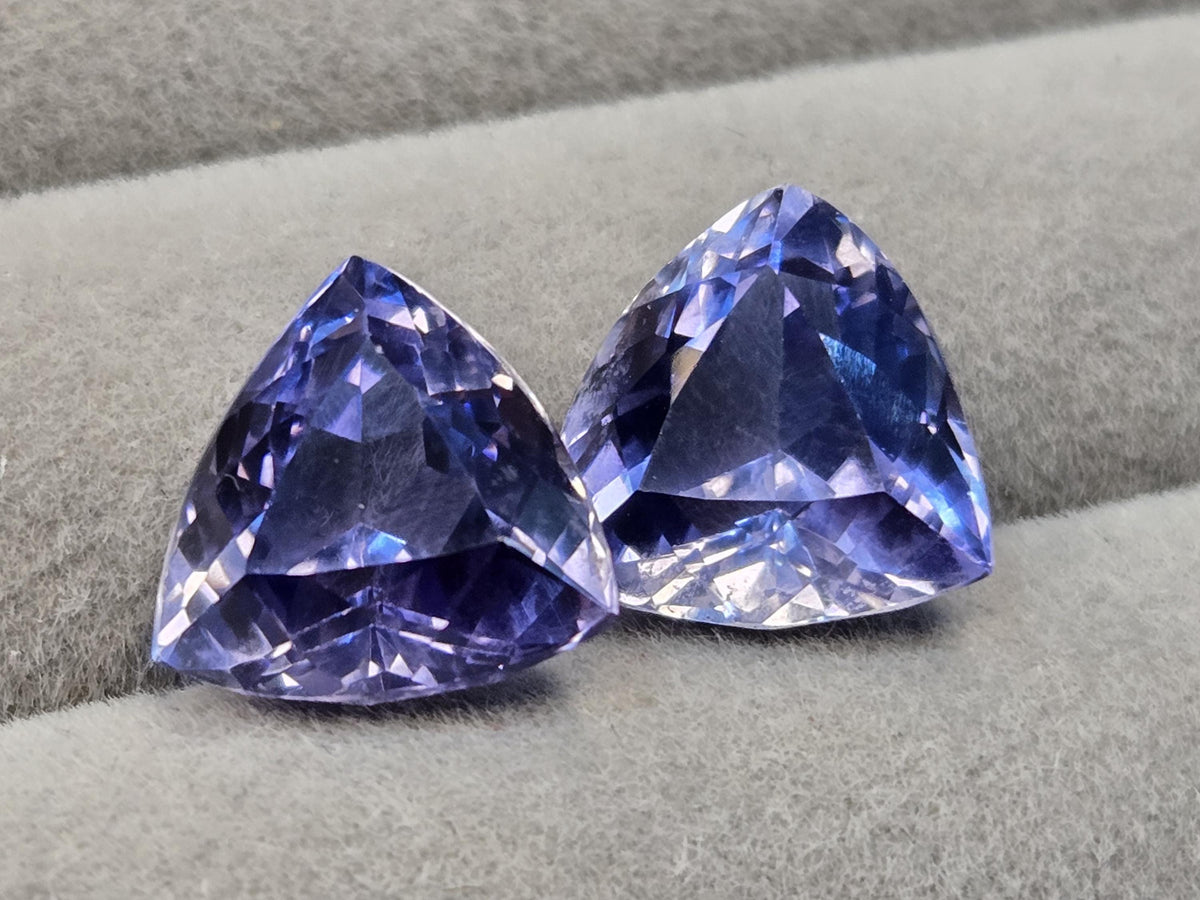 Trillion Cut Tanzanite Pair, 14-15 ct, Loose Gemstones