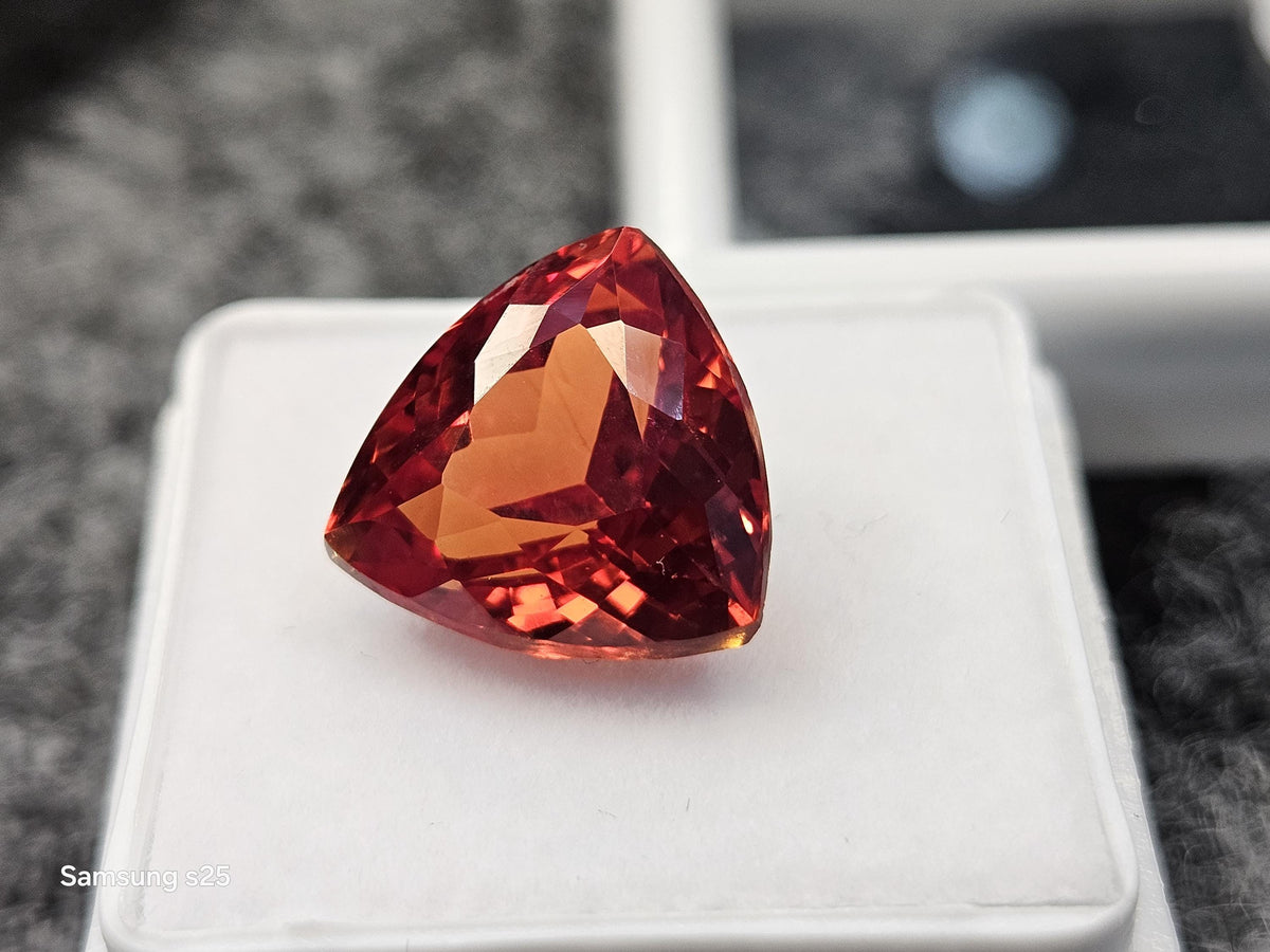 Natural Mexican Fire Opal Trillion Cut Gemstone (9-10 Ct) for Jewelry Making