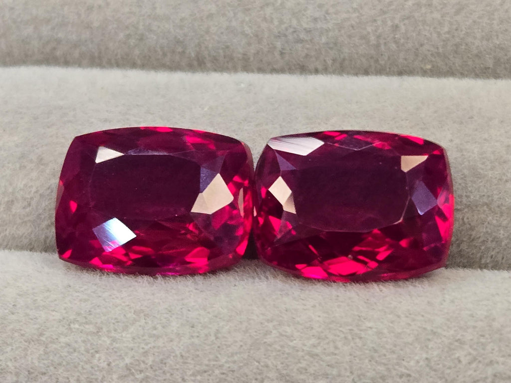 Red Ruby Pair Of 18+ Ct Cushion Cut Gemstones for Jewelry Making
