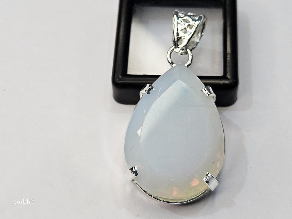 Certified Pear Cut Lab-Created Welo Opal Locket Pendant, 72-74 Ct Gemstone