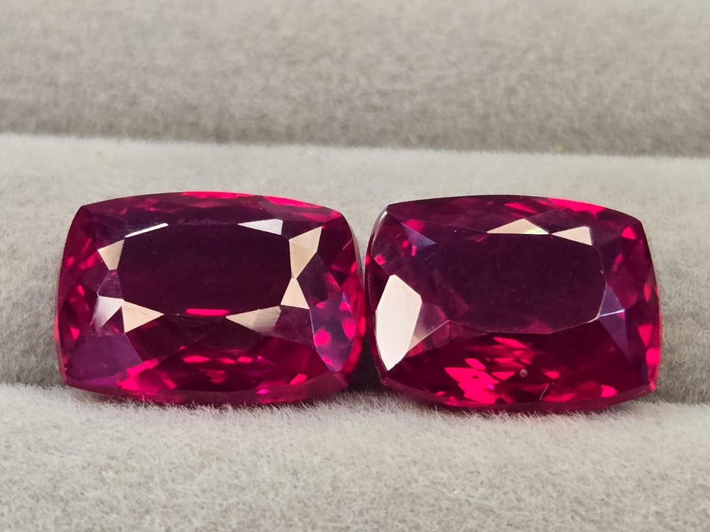 Red Ruby Pair Of 18+ Ct Cushion Cut Gemstones for Jewelry Making