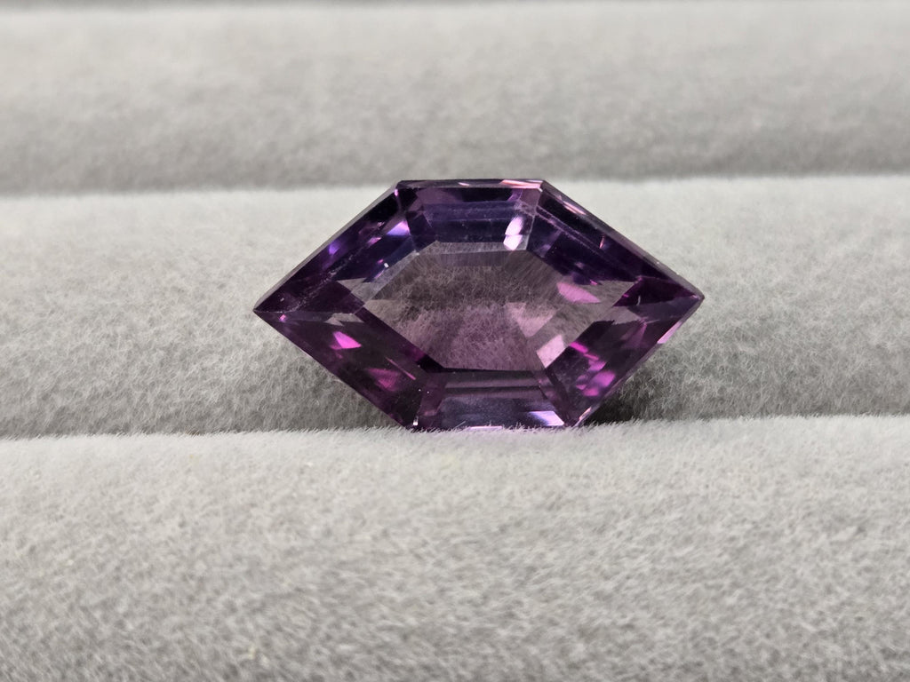 Color Change Alexandrite Gemstone, 10-11 Ct Fancy Cut, Brazil