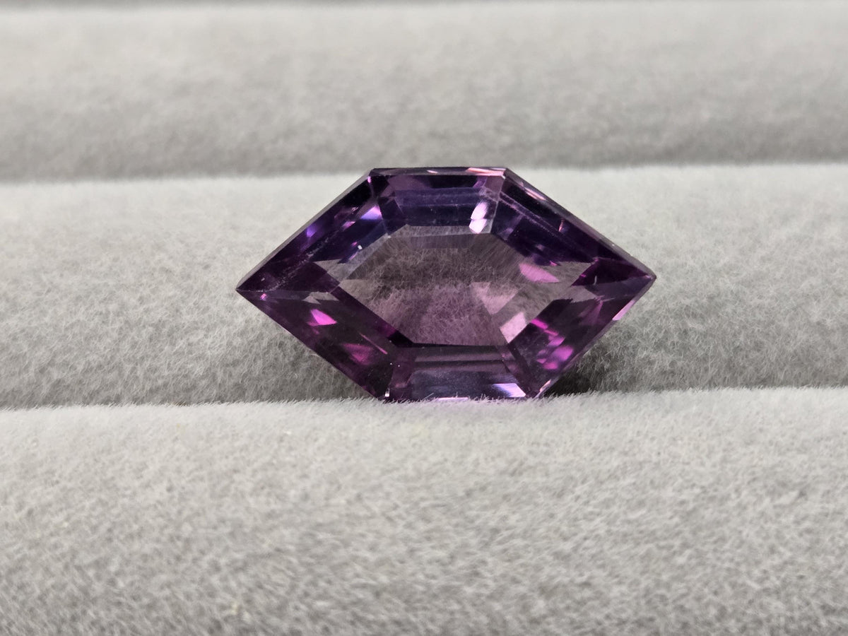 Color Change Alexandrite Gemstone, 10-11 Ct Fancy Cut, Brazil