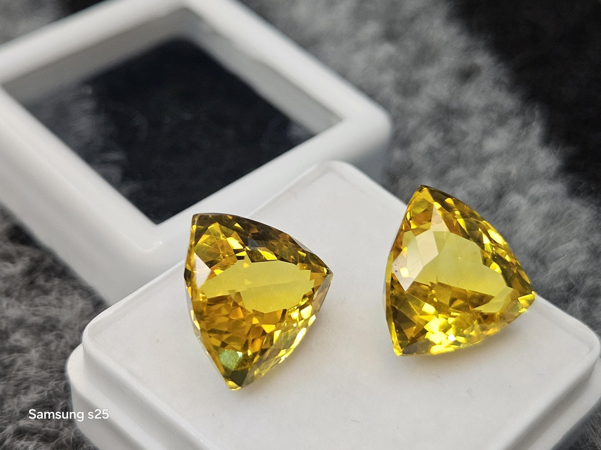 VVS Ceylon Yellow Sapphire Pair Trillion Cut Loose Gemstones (15-17 Ct) – Jewelry Making
