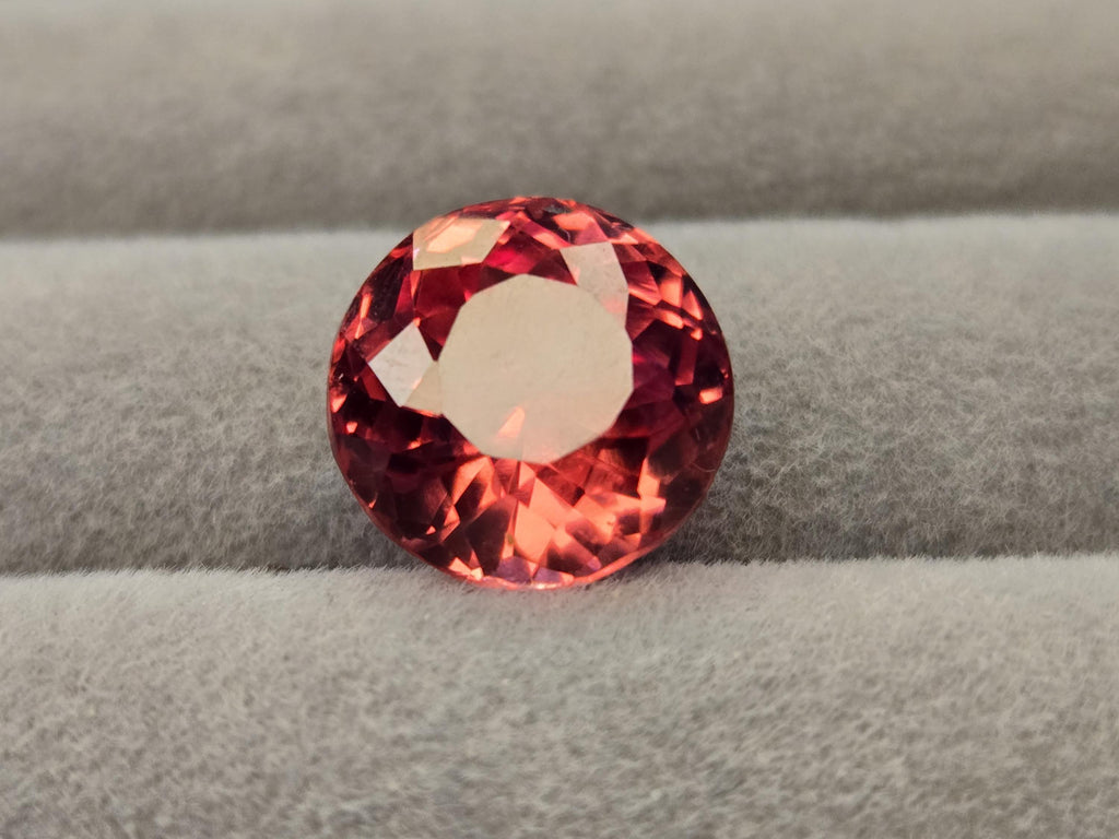 Padparadscha Sapphire, 9-10 Ct Round Cut, Loose Certified Gemstone