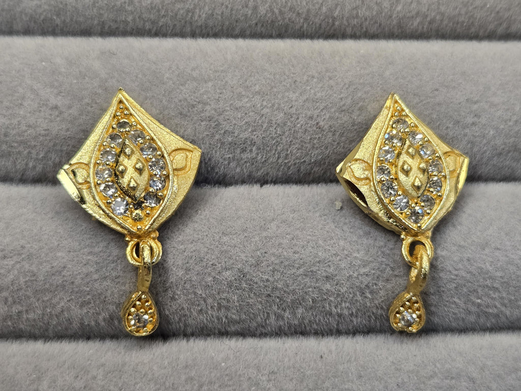 Gold Fan Pendant Necklace Set with CZ Stones – Bridal Jewelry with Matching Earrings