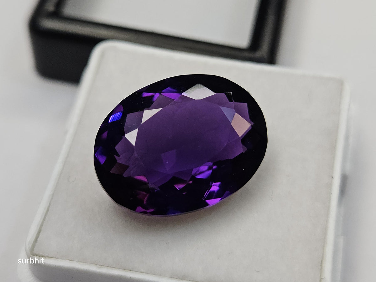 Certified Lab Created Amethyst Oval Gemstone – 8-9 Ct Purple Stone for Jewelry Making
