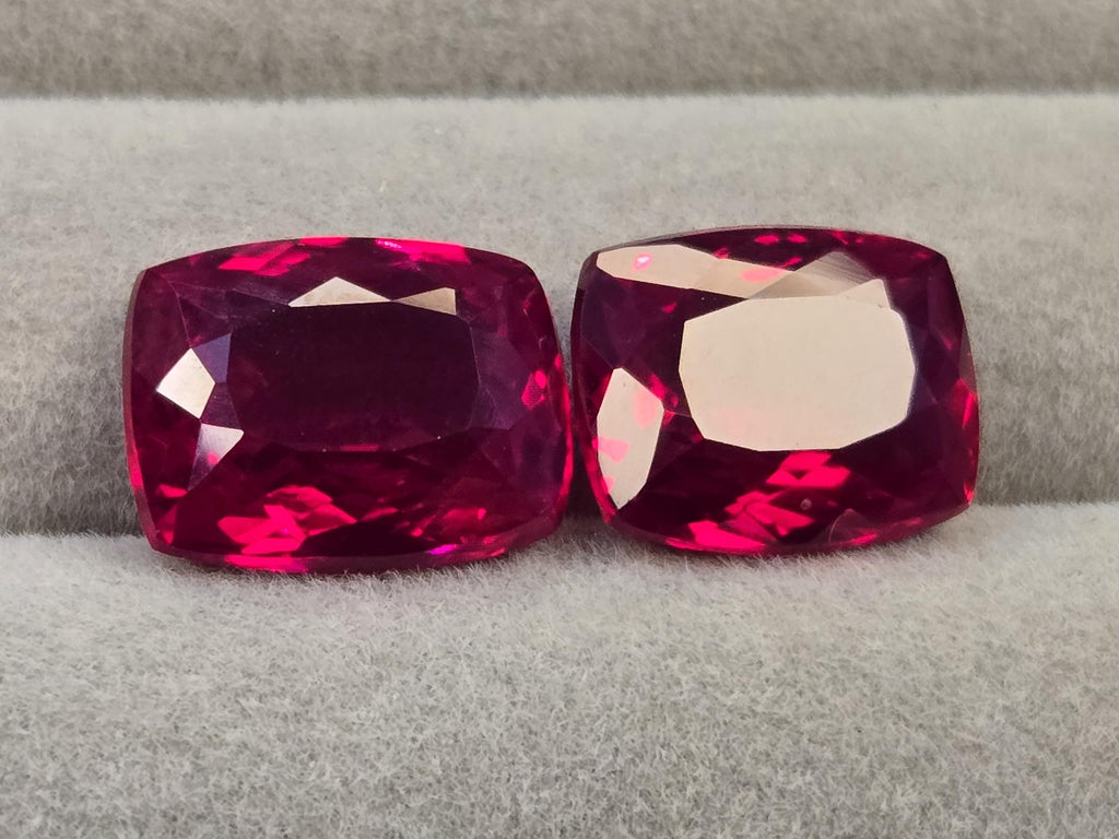 Red Ruby Pair Of 18+ Ct Cushion Cut Gemstones for Jewelry Making