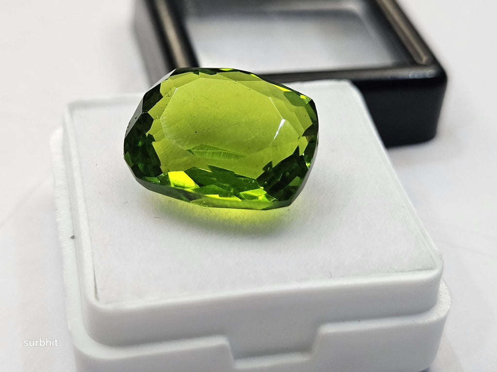 10–12 Ct Cushion-Cut Peridot – Loose Gemstone for Jewelry