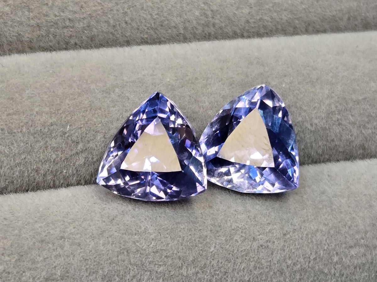 Trillion Cut Tanzanite Pair, 14-15 ct, Loose Gemstones