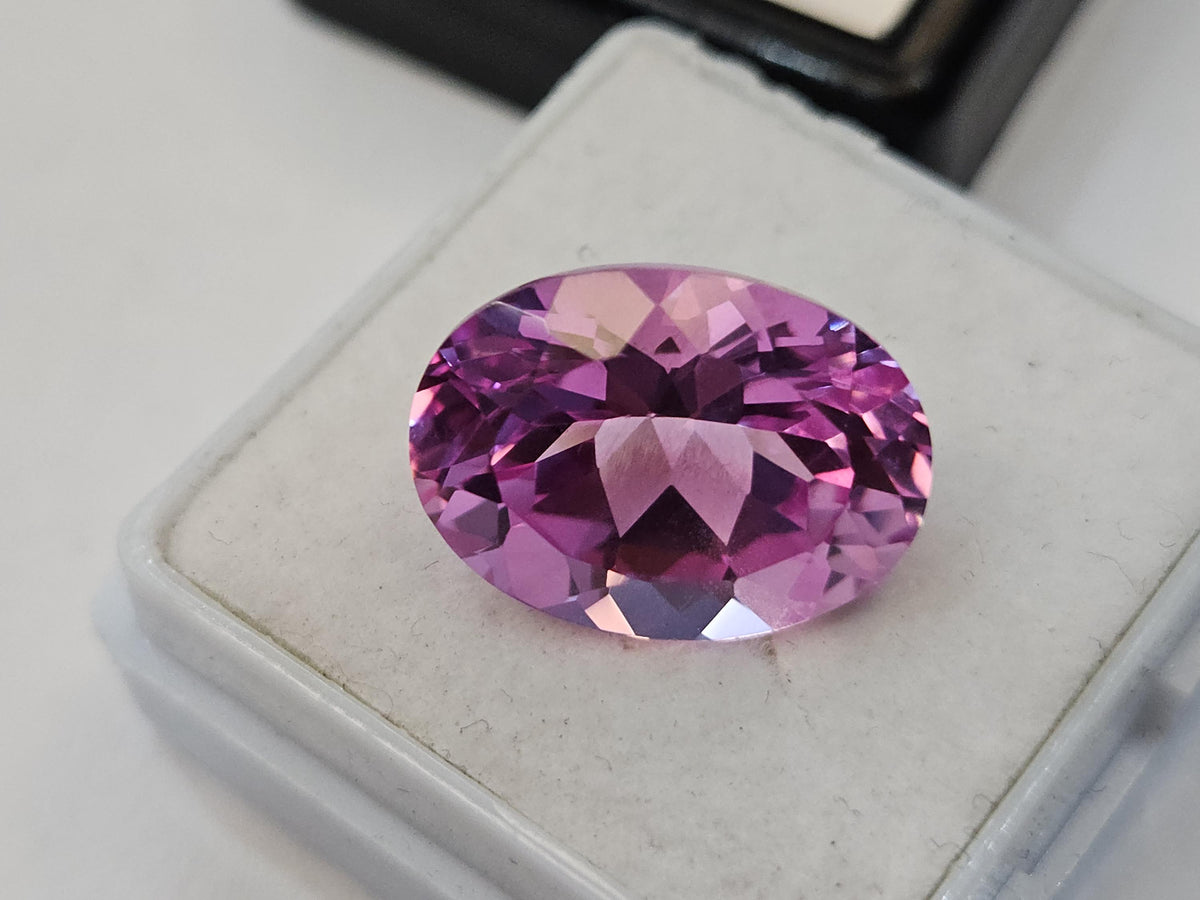 Light Pink Oval Morganite Gemstone, 11-12 Carat Certified Loose Stone for Jewelry