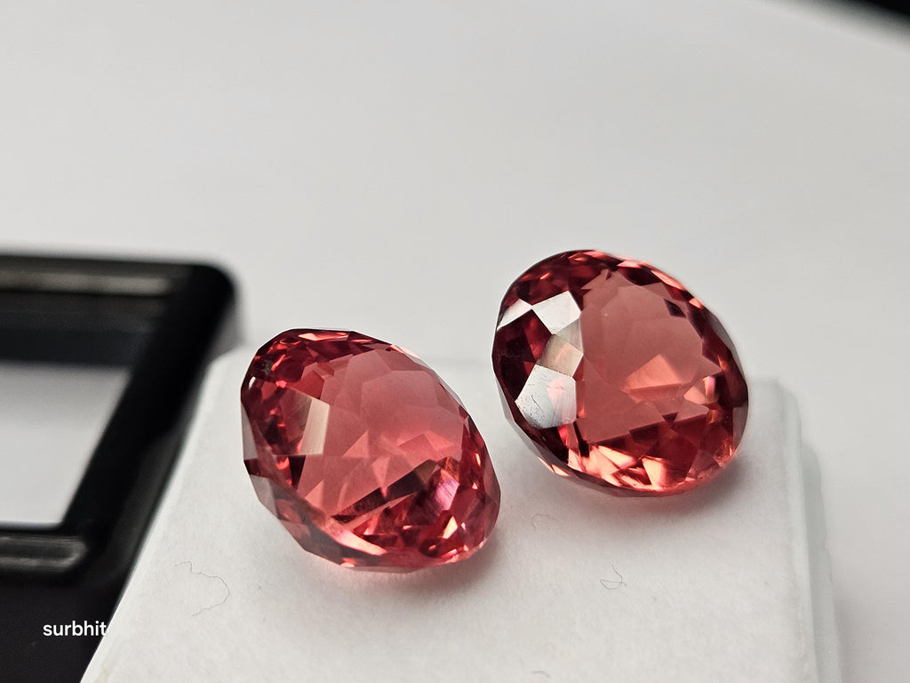 Padparadscha Sapphire Pair, 18 Ct Round Cut Loose Gemstones