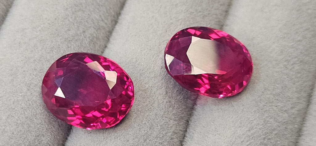 Oval Cut Red Ruby Pair, Mozambique Gemstones, 20 Ct