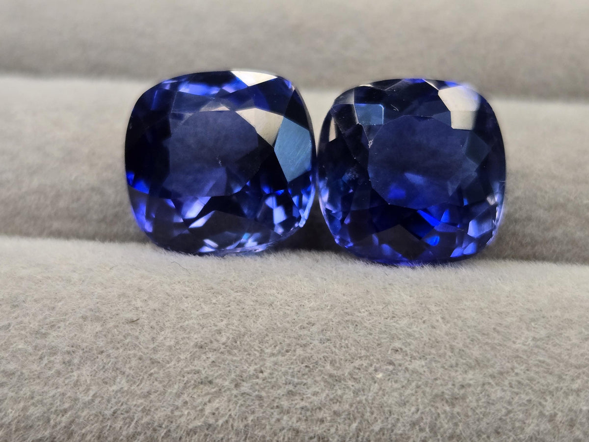 Tanzania Blue Tanzanite Cushion Cut Gemstone Pair (24-26 Ct) For Jewellery Making